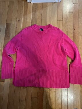GAP pink knit crewneck sweater